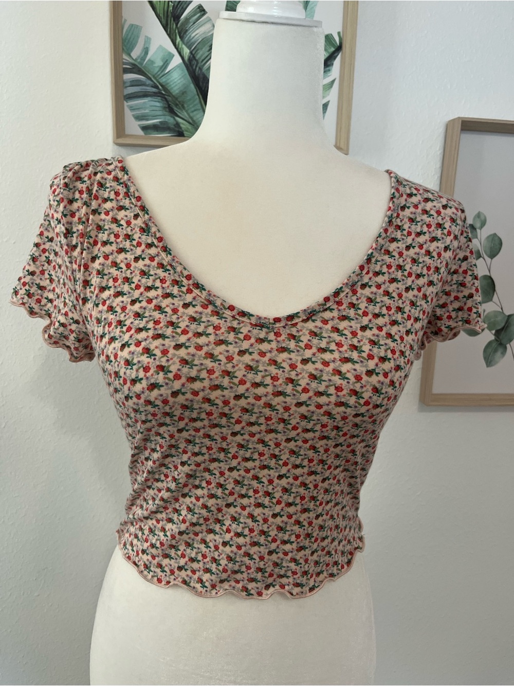Shein Casual Women’s V-Neck Floral Print Ruffle Edge